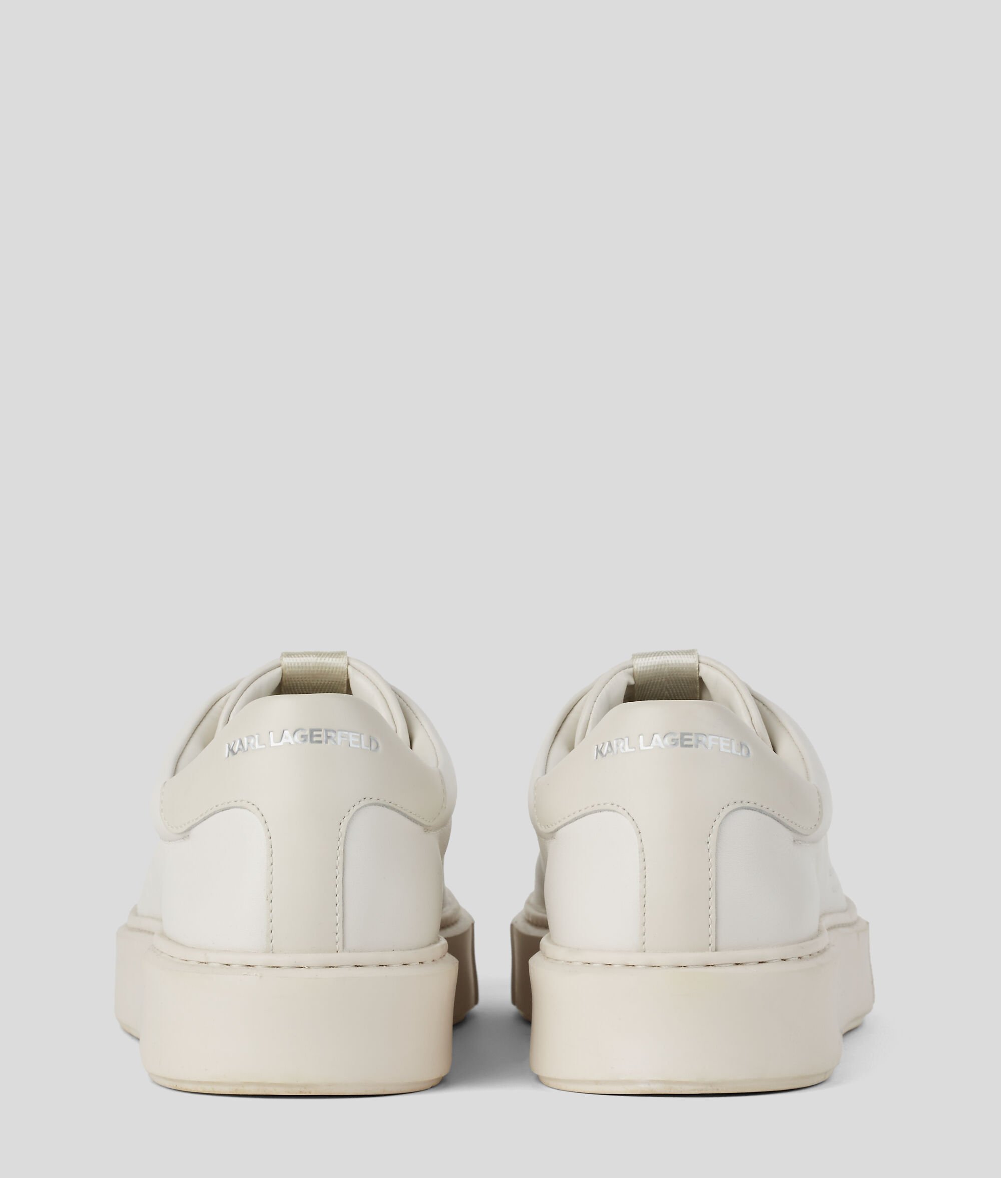 (image for) Value-Packed Maxi Kup Hotel Karl Trainers